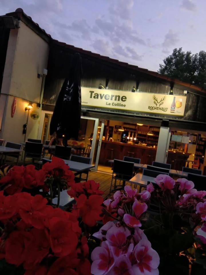 Bannière Taverne La Colline