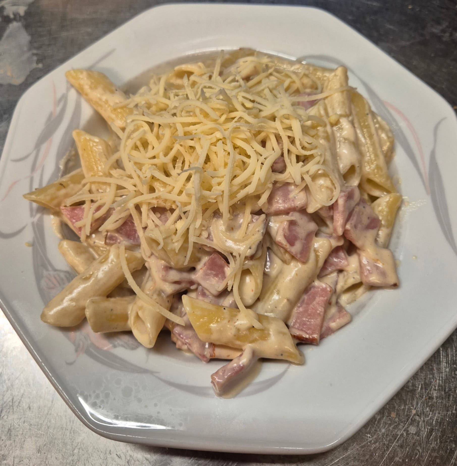 Pennes jambon, tomate et ail junior